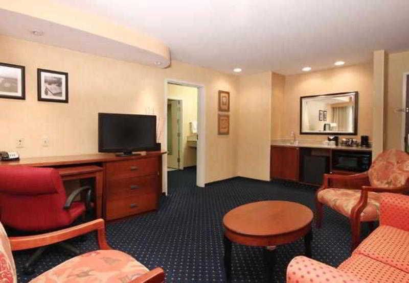 Courtyard By Marriott Las Vegas Stadium Area Exterior foto